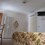 Vergilia Bed & Breakfast 3*
