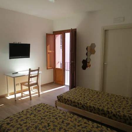 Vergilia 3* Сиракузы